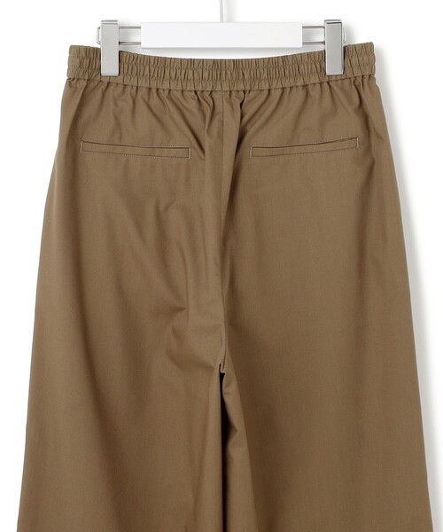 FONT LAB ベージュパンツ とブラックワイドパンツ新品タグつき2点