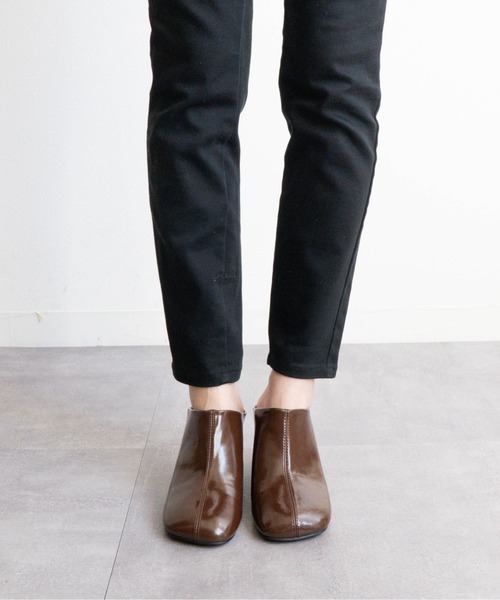 Fabby fabby（ファビィーファビィー）の「オブリークトゥサボヒールサンダル（サンダル・レディース・ブラック系その他/ブラウン系その他/ホワイト系その他・SMALL/MEDIUM/LARGE）」の16枚目の写真