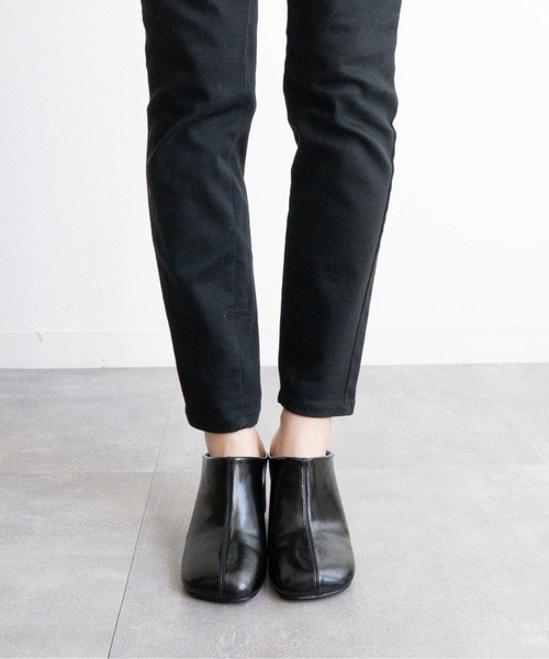 Fabby fabby（ファビィーファビィー）の「オブリークトゥサボヒールサンダル（サンダル・レディース・ブラック系その他/ブラウン系その他/ホワイト系その他・SMALL/MEDIUM/LARGE）」の13枚目の写真