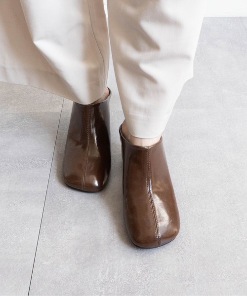 Fabby fabby（ファビィーファビィー）の「オブリークトゥサボヒールサンダル（サンダル・レディース・ブラック系その他/ブラウン系その他/ホワイト系その他・SMALL/MEDIUM/LARGE）」の9枚目の写真