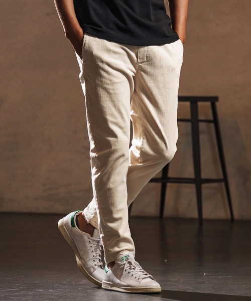 wjk reluxe(ダブルジェーケーリラックス)の「mp13952-stretch corduroy slim pants スリムパンツ(WR25W-21)(その他パンツ・メンズ・チャコール/サンドベージュ/アイボリー・L/M/S)」の1枚目の写真