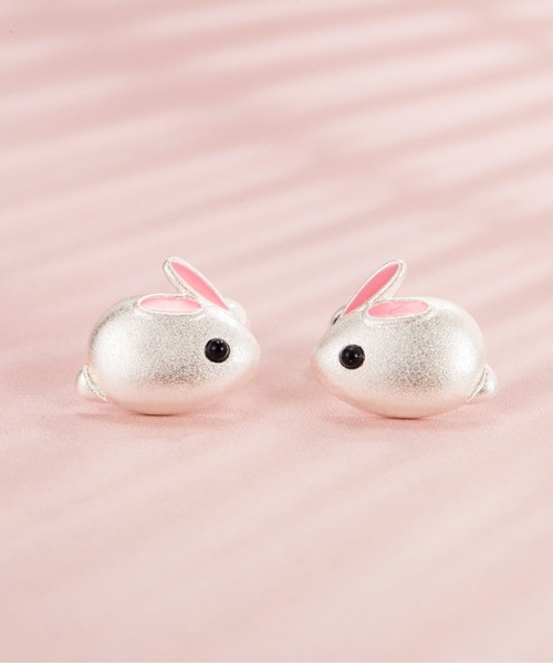 Coo+i(クーイ)の「雪うさぎシルバーピアス(ピアス(両耳用)・レディース・シルバー・FREE)」の3枚目の写真