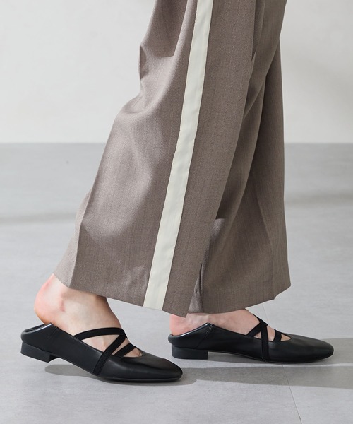 WA ORiental TRaffic（ダブルエーオリエンタルトラフィック）の「ゴムストラップフラットパンプス/52305（パンプス・レディース・グリーン/ベージュ/ブラック・40/41/42/37/38/39/34/35/36）」の8枚目の写真