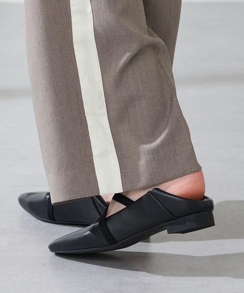 WA ORiental TRaffic（ダブルエーオリエンタルトラフィック）の「ゴムストラップフラットパンプス/52305（パンプス・レディース・グリーン/ベージュ/ブラック・40/41/42/37/38/39/34/35/36）」の9枚目の写真