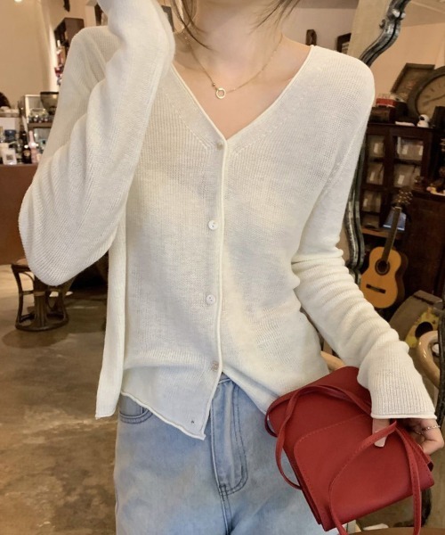 Miniministore(ミニミニストア)の「ニットカーディガンVネックニットトップス(カーディガン/ボレロ・レディース・アイボリー/ブラック/ホワイト/グリーン・FREE)」の9枚目の写真