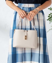 a.v.v（アーヴェヴェ）の「ビットハンドバッグ（ハンドバッグ）」