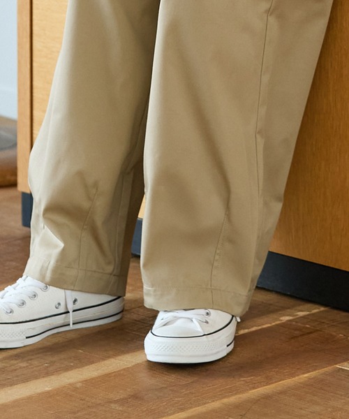 ハイウエストワイドイージータックカーブパンツ〈マシンウォッシャブル