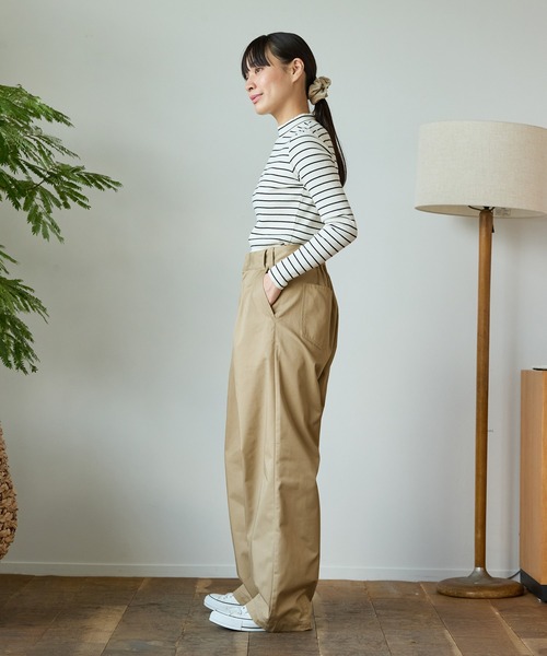 THE CRAFT CREW PRODUCTS(ザクラフトクループロダクツ)の「ハイウエストワイドイージータックカーブパンツ〈マシンウォッシャブル〉【THE CRAFT CREW PRODUCTS】(チノパンツ・レディース・ブラック/カーキ/チャコールグレー/ベージュ/ネイビー・S/M/L)」の13枚目の写真