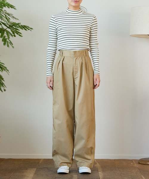 THE CRAFT CREW PRODUCTS(ザクラフトクループロダクツ)の「ハイウエストワイドイージータックカーブパンツ〈マシンウォッシャブル〉【THE CRAFT CREW PRODUCTS】(チノパンツ・レディース・ブラック/カーキ/チャコールグレー/ベージュ/ネイビー・S/M/L)」の9枚目の写真