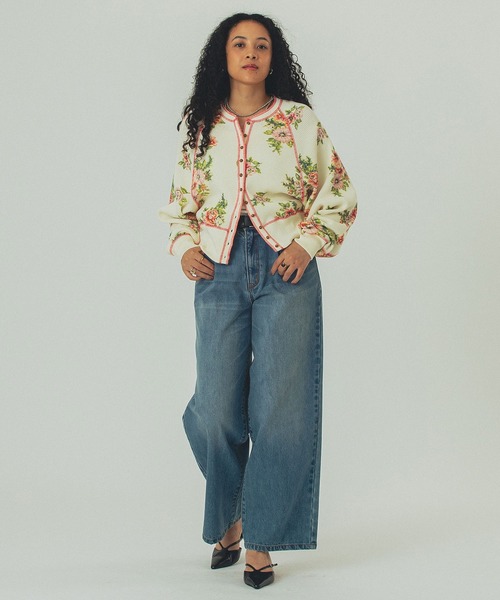 ROSE BUD（ローズバッド）の「(mag.by c)FLOWER PRINT WAFFLE CARDIGAN（カーディガン/ボレロ・レディース・オフホワイト/グレー・ONE SIZE）」の4枚目の写真