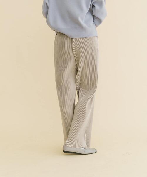 ITEMS URBANRESEARCH(アイテムズ アーバンリサーチ)の「プリーツシャーリングパンツ(その他パンツ・レディース・ブラック/グレー系その他/ブラウン・FREE)」の12枚目の写真