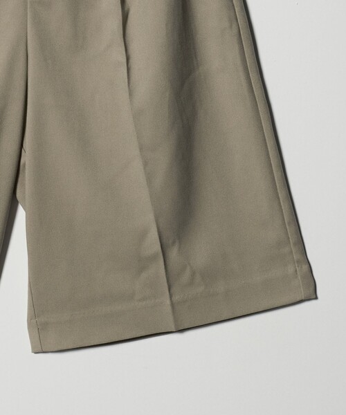 MARW UNITED ARROWS(マルゥ ユナイテッドアローズ)の「<MARW UNITED ARROWS>タック ショート パンツ(その他パンツ・レディース・ベージュ/ブラック・36/38)」の9枚目の写真
