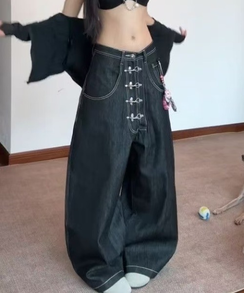 FreeZone（フリーゾーン）の「メタルバックルデザイン デニムワイドパンツ（デニムパンツ・メンズ・ダークブルー・L/M/S）」の2枚目の写真