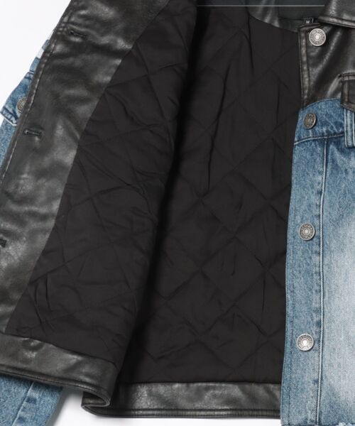 Desigual（デシグアル）の「ミッキーマウス バイカラー ワックス加工トラッカーデニムジャケットディズニー（デニムジャケット・レディース・ブルー・S/M/L/XS/XL）」の7枚目の写真