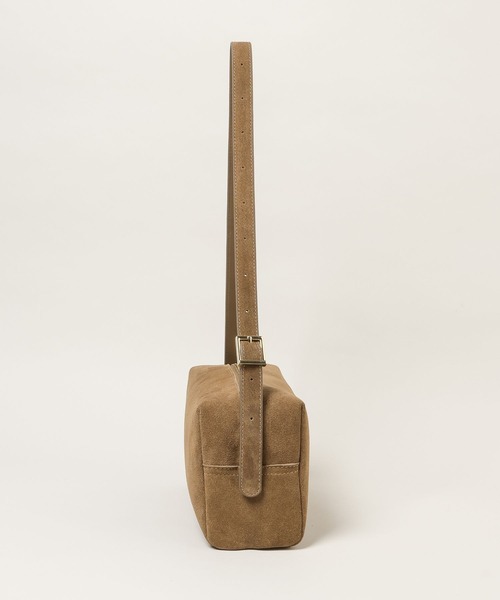 A part by（アパートバイ）の「リアルスウェードバッグ（ショルダーバッグ・レディース・ライトベージュ/ブラウン・FREE）」の10枚目の写真