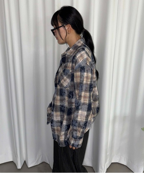 sedacle(セダクル)の「ラインストーンシャツ(シャツ/ブラウス・メンズ・グレー/ブルー/ブラック/ブラウン/ダークブラウン/グリーン/ベージュ・FREE)」の20枚目の写真