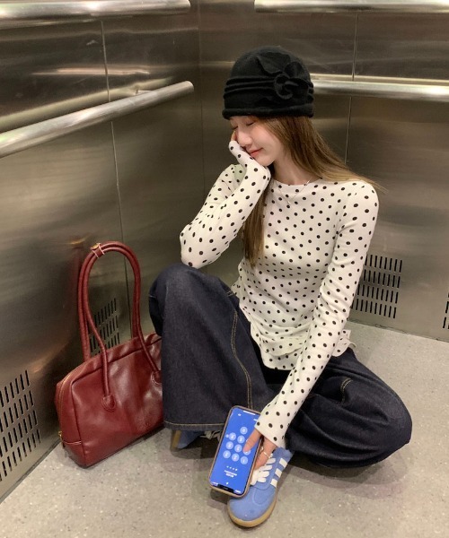 gossip！ロサンゼルス（ゴシップロサンゼルス）の「ドット柄にきゅん♪フリルカットソー（長袖  Y2K（Tシャツ/カットソー・レディース・ドット・FREE）」の11枚目の写真