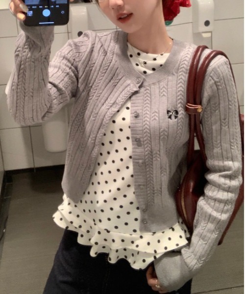 gossip！ロサンゼルス（ゴシップロサンゼルス）の「ドット柄にきゅん♪フリルカットソー（長袖  Y2K（Tシャツ/カットソー・レディース・ドット・FREE）」の14枚目の写真