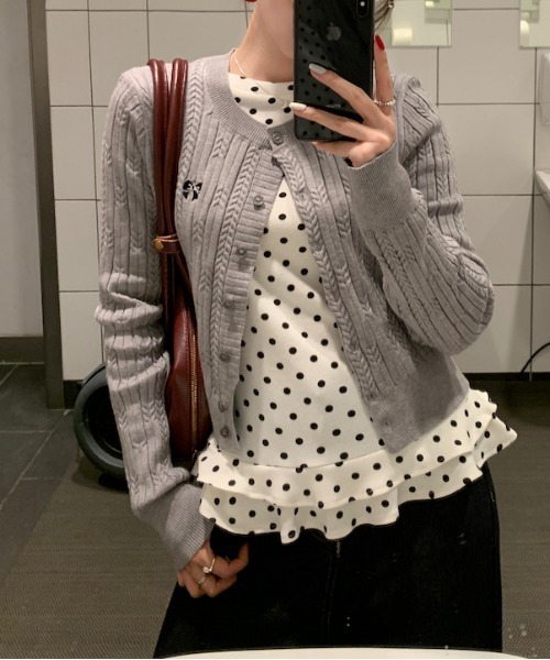 gossip！ロサンゼルス（ゴシップロサンゼルス）の「ドット柄にきゅん♪フリルカットソー（長袖  Y2K（Tシャツ/カットソー・レディース・ドット・FREE）」の13枚目の写真