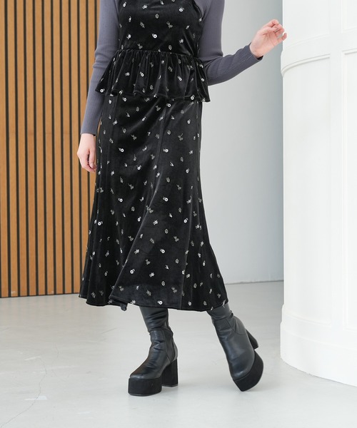 フラワー刺繍ベロアキャミワンピース（ワンピース）｜ASTORIA ODIER