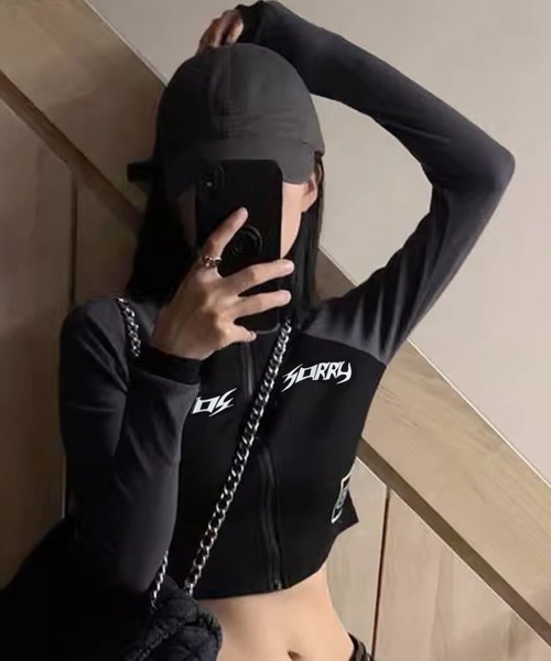 Miniministore(ミニミニストア)の「ロゴジップアップ クロップドトップス長袖(Tシャツ/カットソー・レディース・ブラック×グレー/ホワイト×ブラック・FREE)」の4枚目の写真