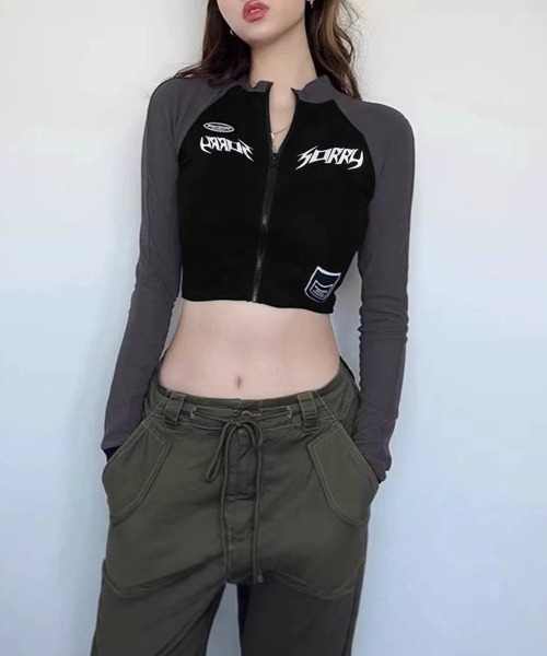 Miniministore(ミニミニストア)の「ロゴジップアップ クロップドトップス長袖(Tシャツ/カットソー・レディース・ブラック×グレー/ホワイト×ブラック・FREE)」の5枚目の写真