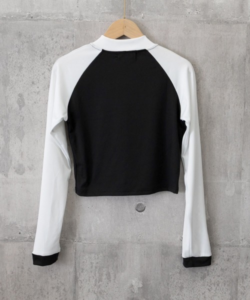 Miniministore(ミニミニストア)の「ロゴジップアップ クロップドトップス長袖(Tシャツ/カットソー・レディース・ブラック×グレー/ホワイト×ブラック・FREE)」の22枚目の写真