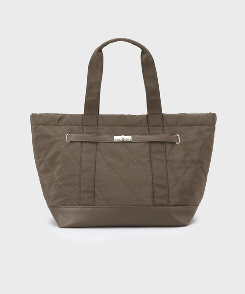 OPAQUE.CLIP(オペークドットクリップ)の「【A4サイズ対応】ダイヤキルティングスクエアビッグトートバッグ(トートバッグ・レディース・ブラウン系その他/ブラック・00)」の8枚目の写真