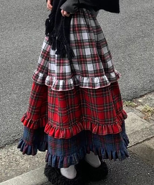 Nia（ニア）の「Nia(ニア)/チェック柄レイヤード　パッチワークロングスカート（スカート・レディース・チェック・SMALL/MEDIUM/LARGE）」の5枚目の写真