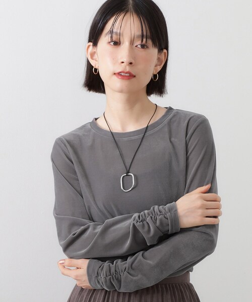 THE SHOP TK （ザ ショップ ティーケー ）の「【程よいシアー感】ベロア袖クシュプルオーバー（Tシャツ/カットソー・レディース・ダークブラウン/アイボリー/ブルー/チャコールグレー・13/12）」の2枚目の写真