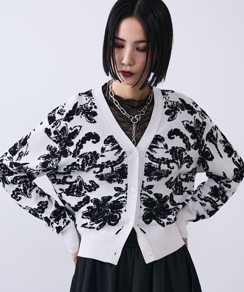 フラワージャガード柄ショート丈カーディガン（カーディガン/ボレロ