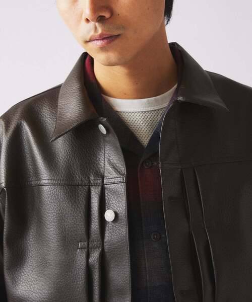 JOURNAL STANDARD relume（ジャーナルスタンダード　レリューム）の「シンセティック レザー トラッカージャケット（その他アウター・メンズ・ブラック/ブラウン・LARGE/MEDIUM）」の17枚目の写真