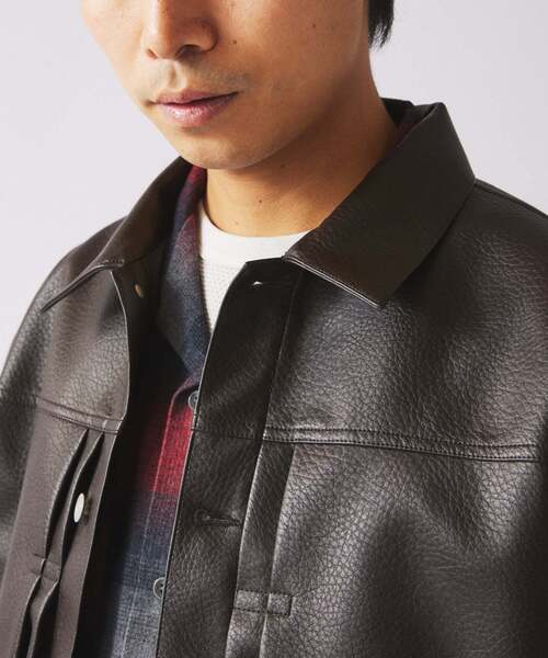 JOURNAL STANDARD relume（ジャーナルスタンダード　レリューム）の「シンセティック レザー トラッカージャケット（その他アウター・メンズ・ブラック/ブラウン・LARGE/MEDIUM）」の16枚目の写真