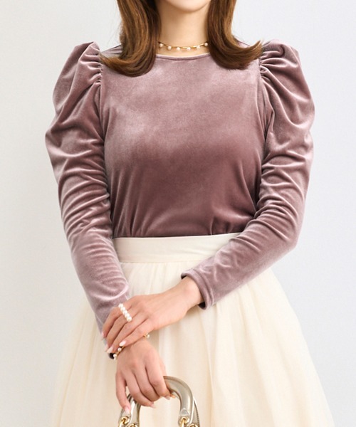 Prima Scherrer(プリマシェレル)の「ボリュームスリーブ ストレッチベロア カットソー Prima Scherrer(シャツ/ブラウス・レディース・ピンク/ブラック/モカ・フリー)」の3枚目の写真