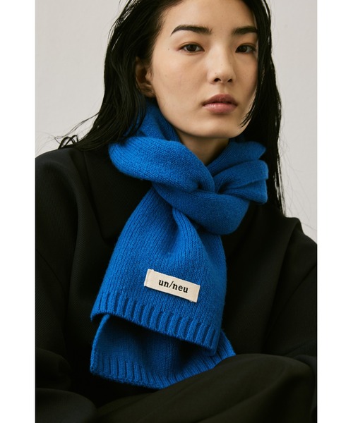 un/neu（アンノイ）の「シンプルウールカラーマフラー / コンパクトマフラー（マフラー・レディース・ブラウン/キャメル/ブルー/グレー/ライトブルー/ライトピンク/レッド/イエロー・FREE）」の4枚目の写真