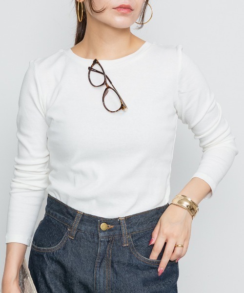 RCD(アールシーディー)の「ロングスリーブコンパクトTシャツ(Tシャツ/カットソー・レディース・グレイッシュベージュ/オフホワイト/チャコールグレー/杢グレー/ブラック・L/4L/3L/LL/M)」の2枚目の写真