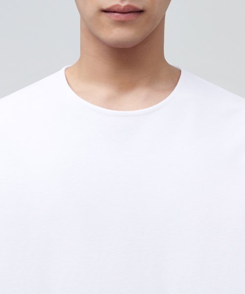 MUSINSA STANDARD（ムシンサスタンダード）の「ポンテリラックスフィットクルーネックTシャツ[ホワイト]（Tシャツ/カットソー・メンズ・その他・SMALL/MEDIUM/LARGE/X-LARGE/XX-LARGE/XXX-LARGE）」の3枚目の写真