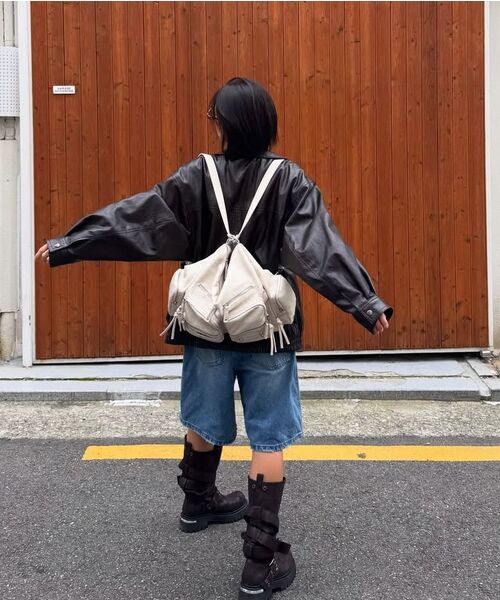 BLACKPURPLE(ブラックパープル)の「レトマルチカーゴバッグ Leto Multi Cargo Bag _アイボリー(ショルダーバッグ・レディース・アイボリー・FREE)」の17枚目の写真