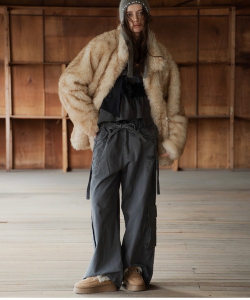 Glanny(グランニー)の「ワイドカーゴパンツ(カーゴパンツ・レディース・ブラウン/グレー・SMALL/MEDIUM)」の6枚目の写真