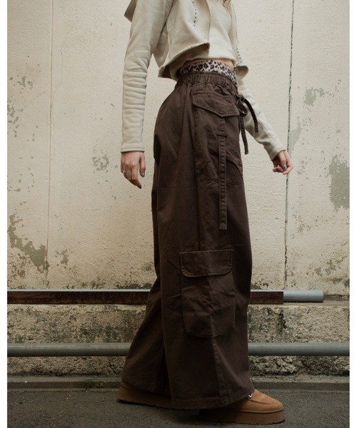 Glanny(グランニー)の「ワイドカーゴパンツ(カーゴパンツ・レディース・ブラウン/グレー・SMALL/MEDIUM)」の10枚目の写真