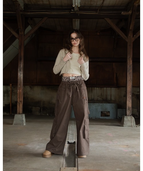 Glanny(グランニー)の「ワイドカーゴパンツ(カーゴパンツ・レディース・ブラウン/グレー・SMALL/MEDIUM)」の18枚目の写真