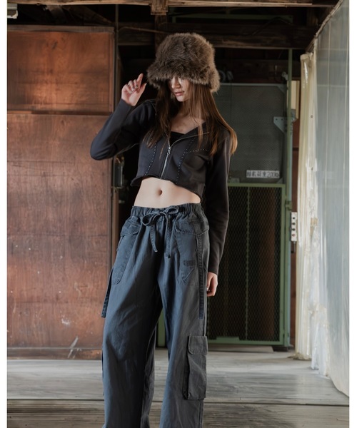 Glanny(グランニー)の「ワイドカーゴパンツ(カーゴパンツ・レディース・ブラウン/グレー・SMALL/MEDIUM)」の15枚目の写真