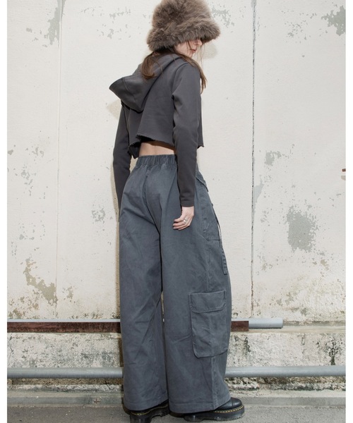 Glanny(グランニー)の「ワイドカーゴパンツ(カーゴパンツ・レディース・ブラウン/グレー・SMALL/MEDIUM)」の14枚目の写真