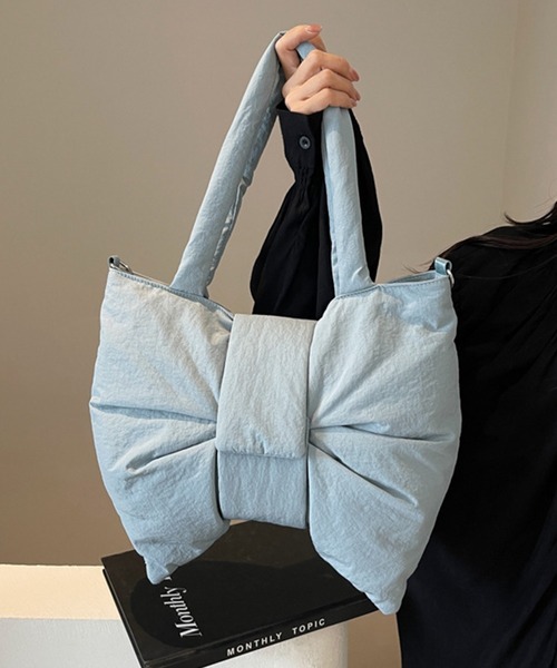 by LEGNA(バイレグナ)の「ふわふわビッグリボン3WAY大容量ショルダーバッグ(ショルダーバッグ・レディース・グレー/ブラック/ベージュ/レッド/ブルー/アイボリー・FREE)」の16枚目の写真