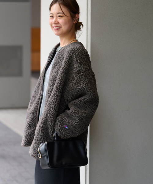 Champion（チャンピオン）の「《WEB限定追加2》別注【Champion/チャンピオン】ボアフリースジャケット（ブルゾン・レディース・チャコールグレー/ベージュ/ネイビー・FREE）」の10枚目の写真