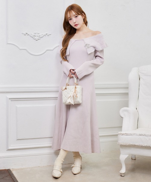 グズラ　アルベロベロ　全面レース白ワンピース　ブローチ付 グズラ アルベロベロ 全面レース白ワンピース ブローチ付 グズラ