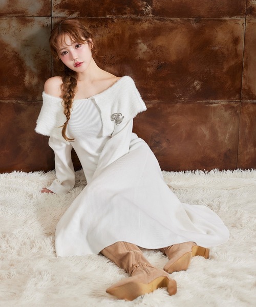 セール】ブローチ付きニットロングワンピース（ワンピース）｜one