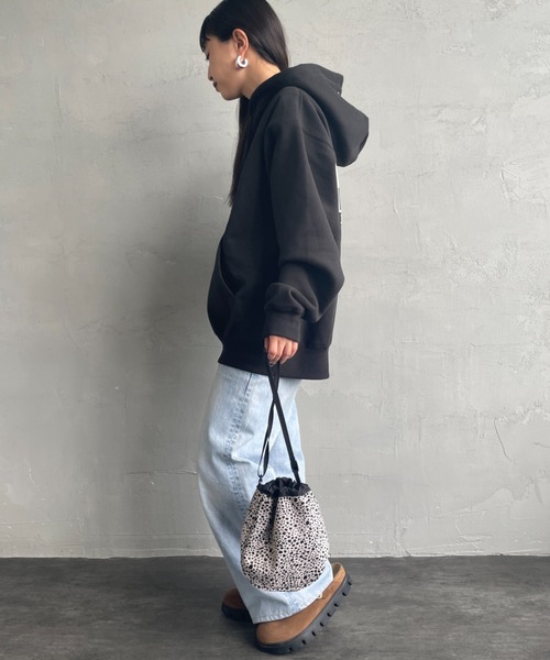 BEN DAVIS（ベンデイビス）の「【WEB限定】[BEN DAVIS/ベンデイビス] PUFFYハートロゴ バックプリントパーカー【追加】（パーカー・レディース・ブラック/ネイビー/グレー・M/L/XL）」の12枚目の写真