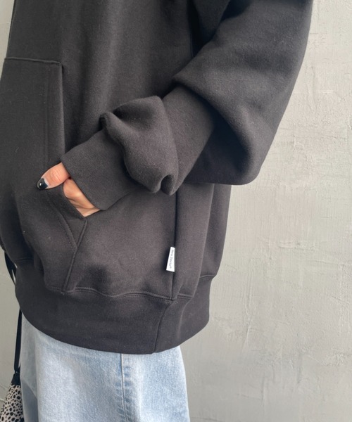 BEN DAVIS（ベンデイビス）の「【WEB限定】[BEN DAVIS/ベンデイビス] PUFFYハートロゴ バックプリントパーカー【追加】（パーカー・レディース・ブラック/ネイビー/グレー・M/L/XL）」の16枚目の写真