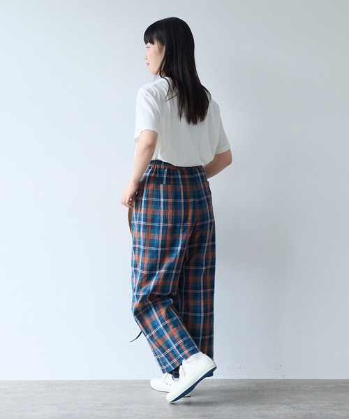 bulle de savon（ビュルデサボン）の「おはなのラバープリント Tシャツ（Tシャツ/カットソー・レディース・チャコールグレー/ホワイト・FREE）」の9枚目の写真